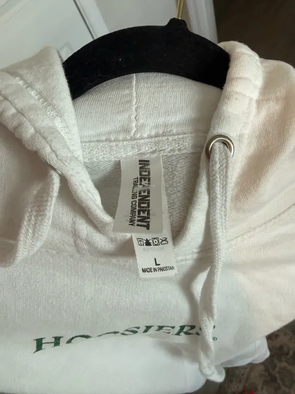 Indiana University Basketball Hoodie - Image 4