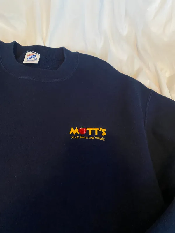 MOTTS navy blue crewneck - Image 5