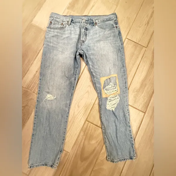 Levi's Light Blue High-Rise Button-Fly Distressed Women's Jeans - Image 2