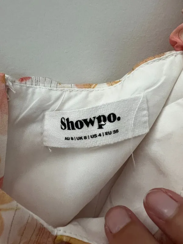 ShowPo size 4 crop top‎ White - Image 7