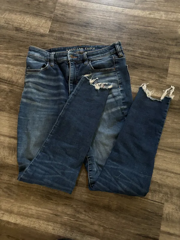 American Eagle Jeans - Image 2