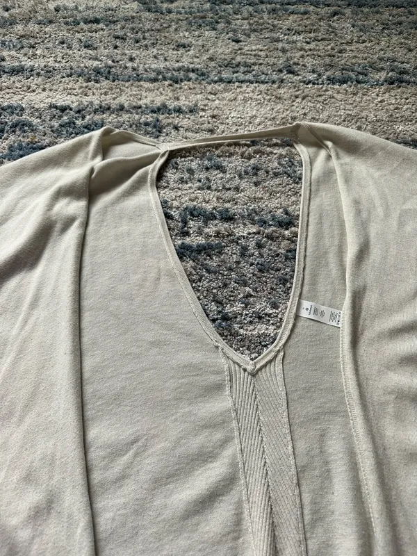 Lululemon Cardigan Vest - Image 4