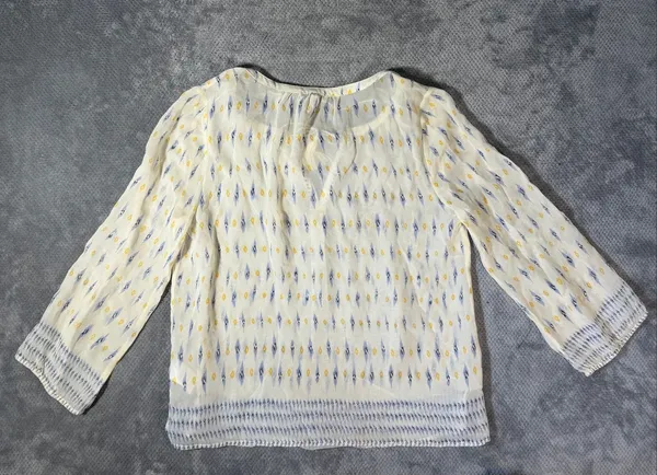 Joie Medium 100% Silk Ikat Tassel Tie Boho Peasant Blouse Ivory Blue Sheer Work - Image 6