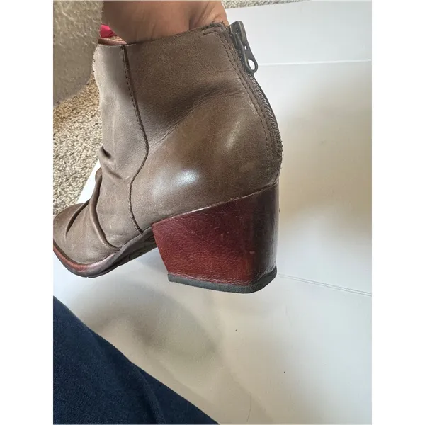 Kork Ease Brown Leather Ankle Boots Womens 8.5 Casual Booties Fall Square Toe - Image 7