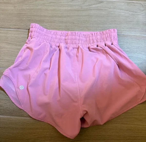 Lululemon Hotty Hot Shorts 2.5" - Image 2