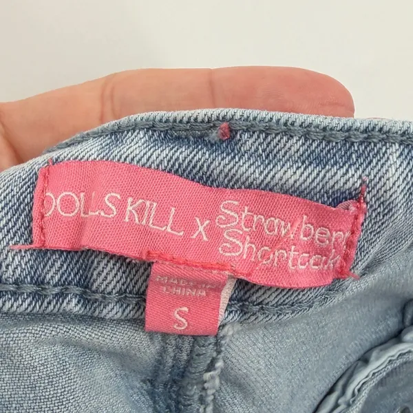 Dolls Kill x Strawberry‎ Shortcake Light Wash Embroidered Flare Jeans Small - Image 5