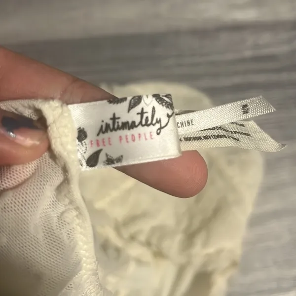 Free People Intimately Gallon Racerback Bralette; Medium - Image 5