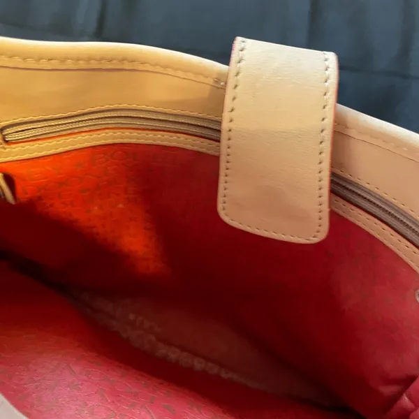 Dooney & Bourke Authentic Vintage Pink Handbag Excellent Condition - Image 6