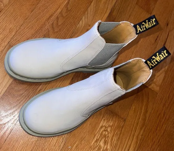 Dr Marten Chelsea boot - Image 2