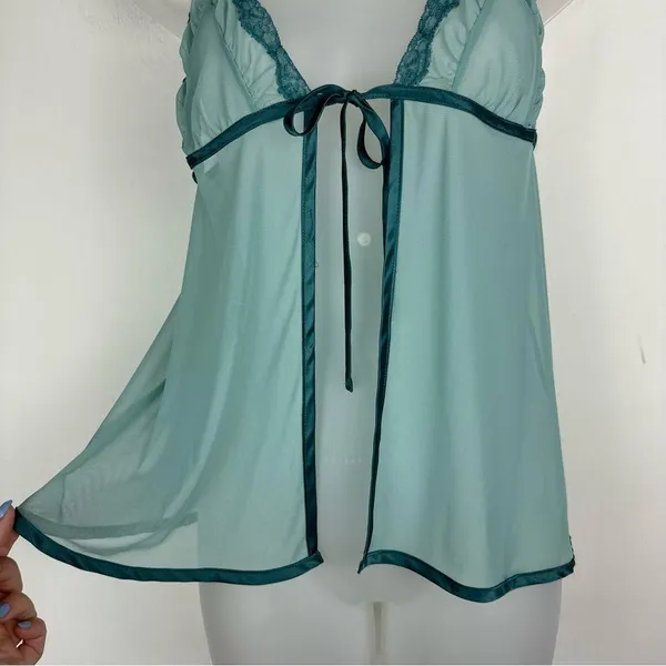 Frederick’s of Hollywood Sheer Mesh Flyaway Split Front Tie Top Sz Medium - Image 10