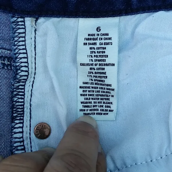 American Eagle Destroyed Super Stretch Shorts Sz 6 - Image 8