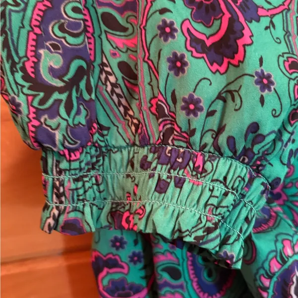 Aerie Paisley Jogger style Pants in Green and Pink size M - Image 2