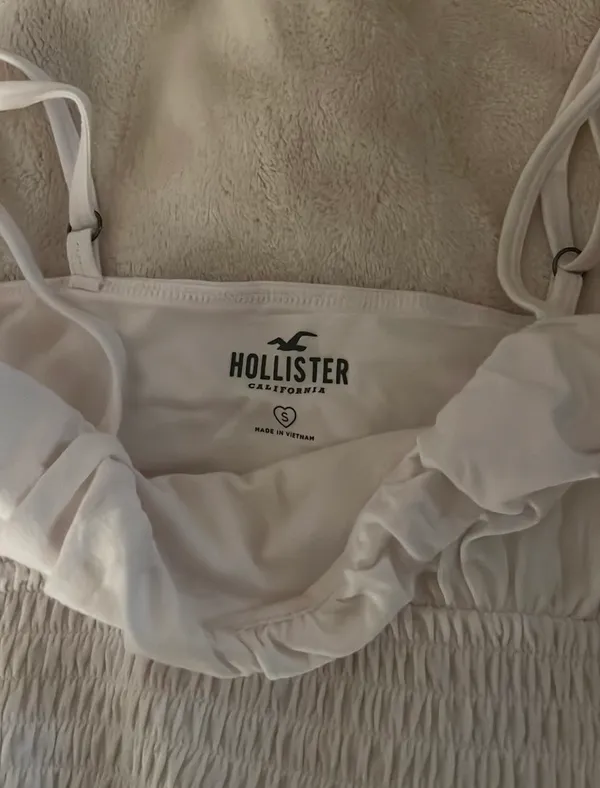 Hollister Crop Top - Image 4