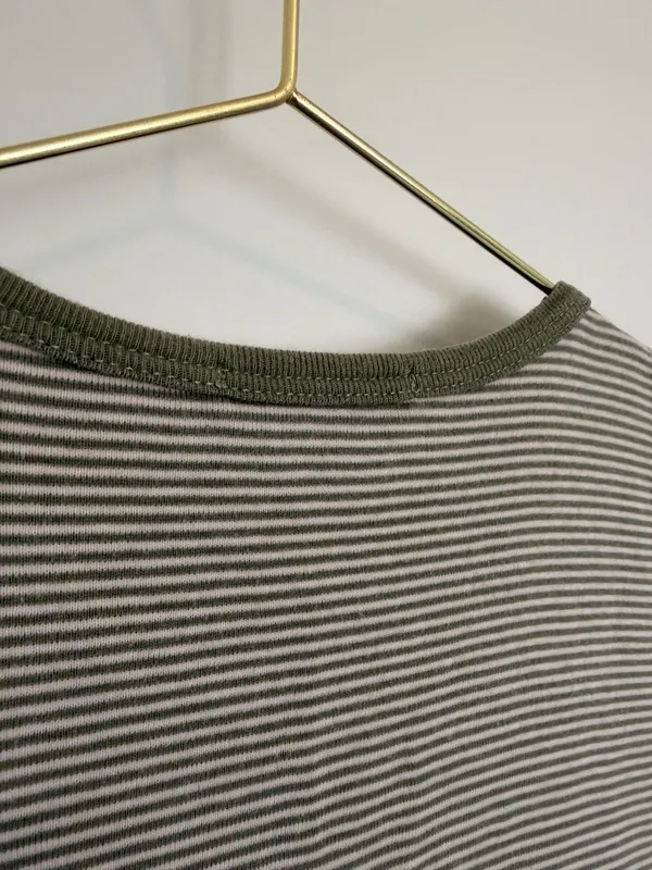 Brandy Melville Basic Cotton Tee Ashlyn Green and White Striped Fitted T-Shirt - Image 4