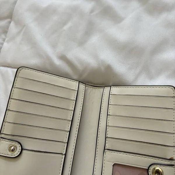 KATE SPADE Leather Slim Bifold Wallet White‎ Cream Quiet Luxury Designer READ - Image 10