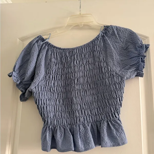 Vestique Blue Smocked Puff Sleeve Blouse - Image 2