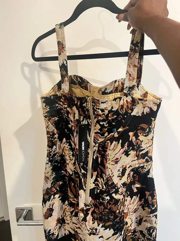 Floral Button - Image 6