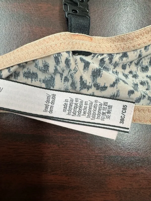 Victoria’s Secret Leopard Print Lined Demi Bra Size 38C - Image 5