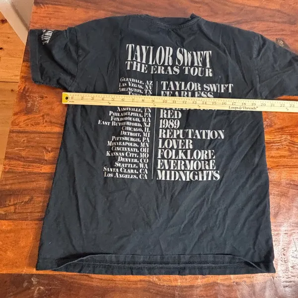Taylor Swift The Eras Tour Black‎ Graphic T-Shirt Concert Merch Small US Dates - Image 8