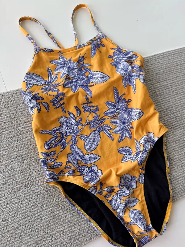 Jolyn Clothing Brandon 2 Yellow Blue Floral Onesie Swimsuit Sz 32 RARE Print - Image 6