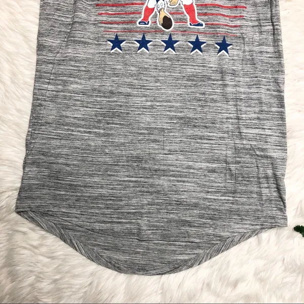 NFL Patriots T-Shirt Large - Image 3
