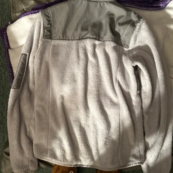 UW Whitewater Sherpa Women’s Lg - Image 8