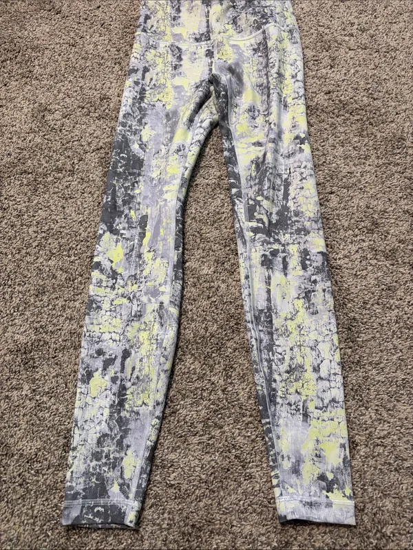 Lululemon Wunder Train High-Rise Tight 28" size 6 - Image 2
