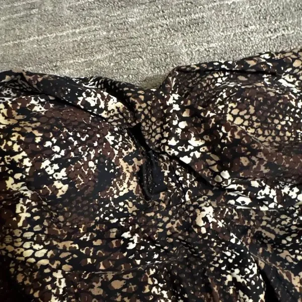 Motherhood Maternity Snake Print Brown Black Strapless Swim Top Medium - Image 3