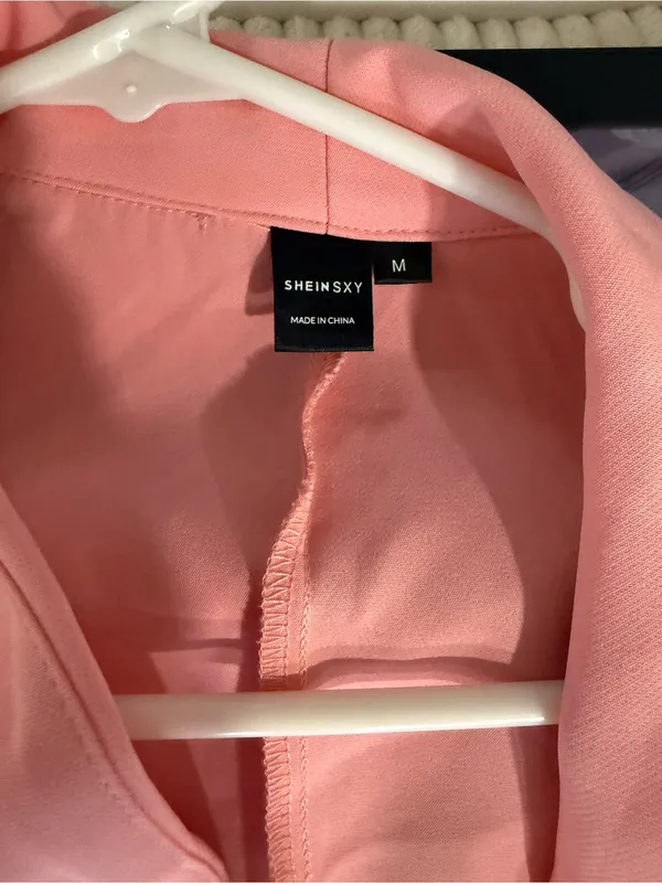 SHEIN Coral Pink Open-Front Ruched-Sleeve Blazer and cropped pant set - Image 3