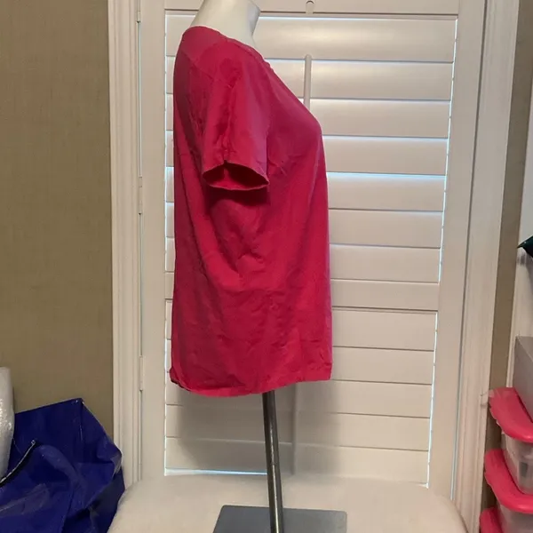 Amazon Essentials Hot Pink Short Sleeve Tee Size L - Image 2
