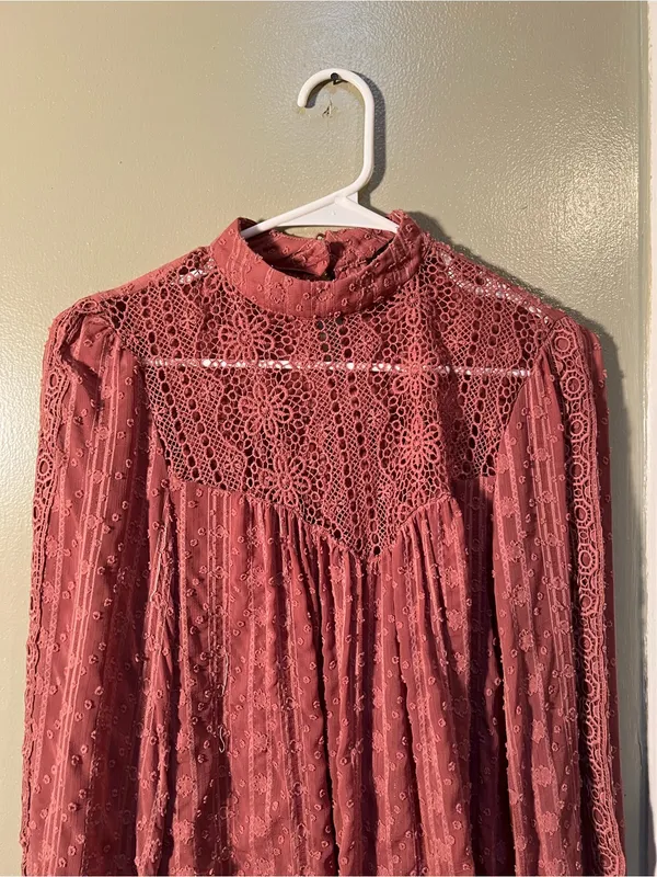 Hazel Women’s Size Small Blouse Long Sleeve Mock Neck Crochet Swiss Dot Metallic - Image 2