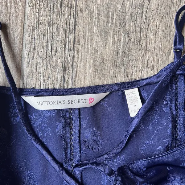 Victoria’s Secret Navy Rose Pattern Satin MEDIUM Lingerie Adjustable Straps #15 - Image 8