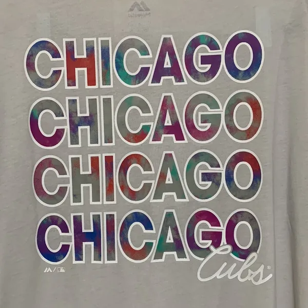 Majestic Chicago Cubs baseball woman LARGE t shirt super soft - Image 4