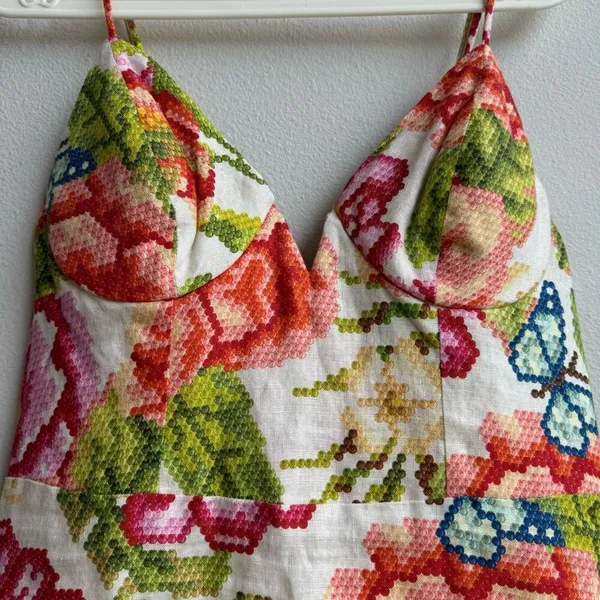 NWT Farm Rio Anthropologie Vintage Floral Deep V Mini Dress Size Medium Vacay - Image 2