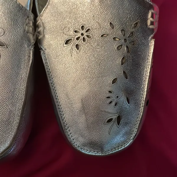 Penny Loves Kenny Silver Coast Mules - Image 3