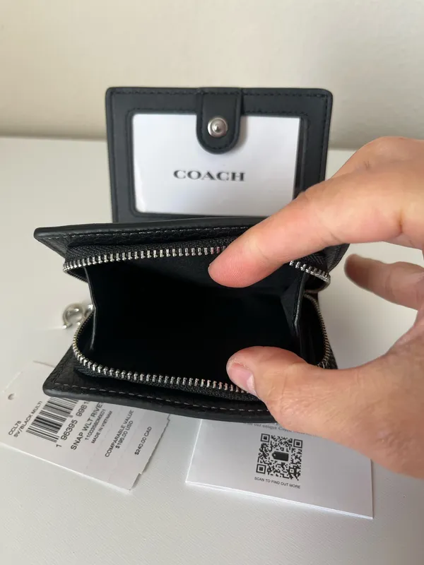 Coach Wallet - Image 6