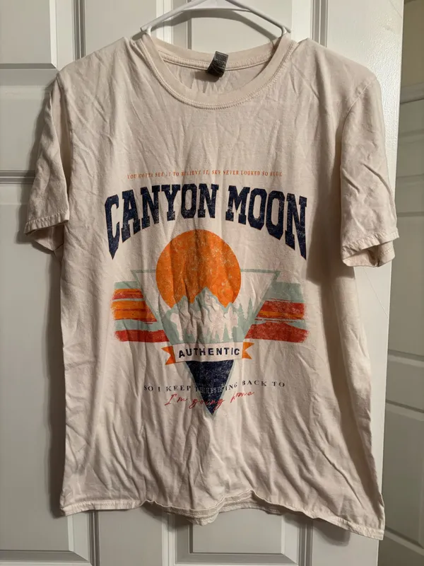Gildan Harry Styles Shirt Canyon Moon - Image 2