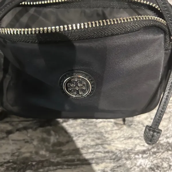 Tory Burch Black Logo Detail Bag - Image 10