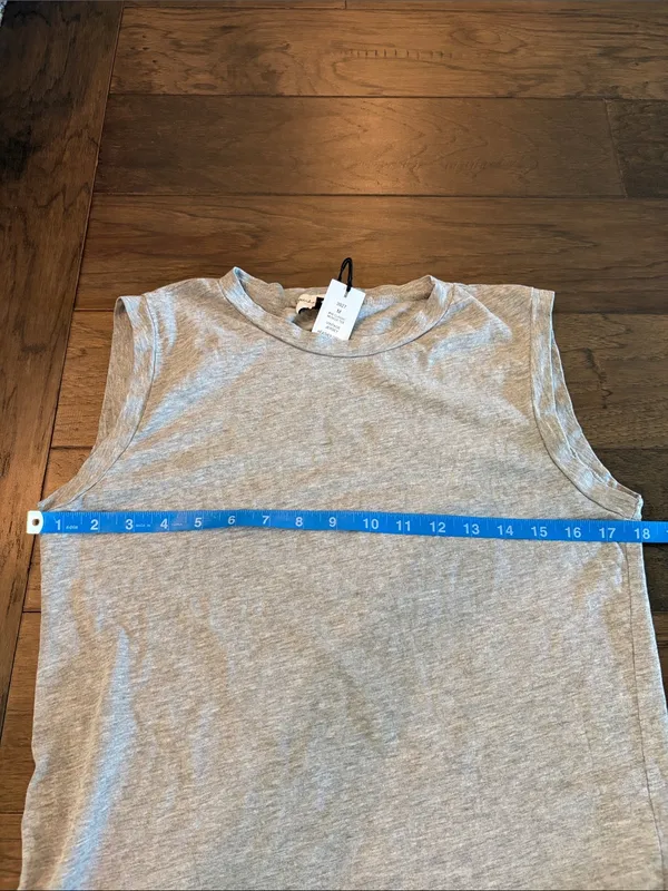 New With Tags Michael Stars Muscle Tank Sz M - Image 9