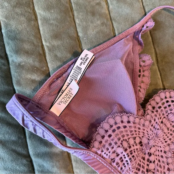 VICTORIA’S SECRET Lace Bralette in Soft Purple - Image 4