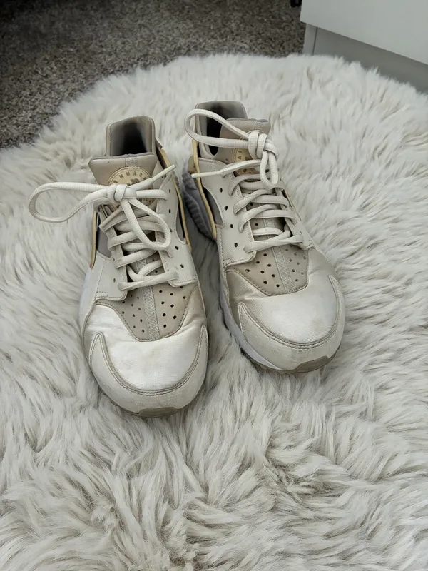 Nike Air Huarache Women’s Sneakers 7 - Image 6