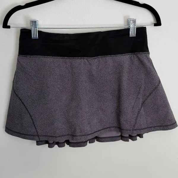 Lululemon Circuit Breaker Skirt II (Regular) (13") size 4 - Image 2