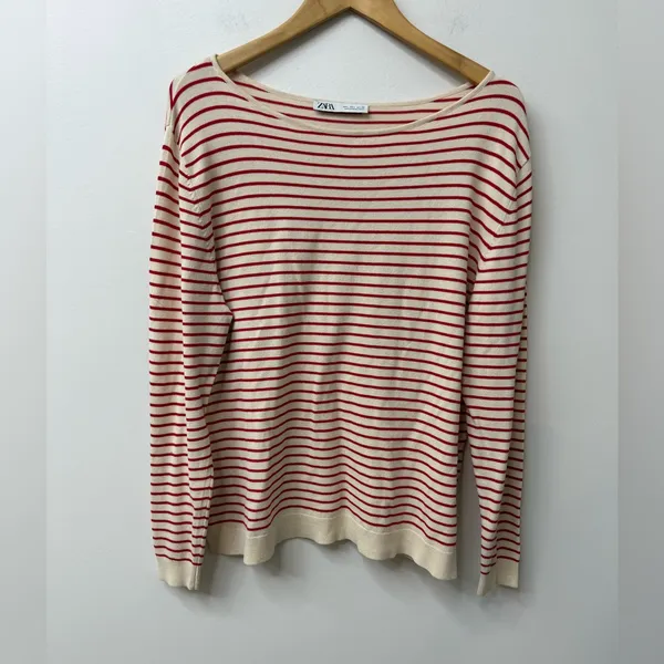 Zara women's viscose ecru and red striped long sleeve knit sweater size L - Image 2