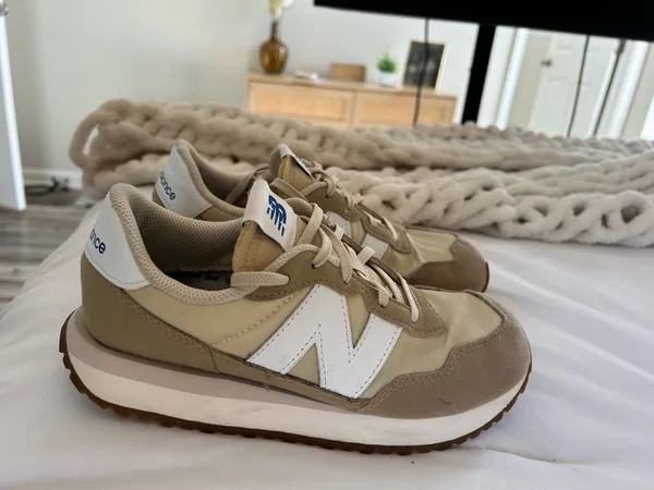 New Balance 237 - Image 3