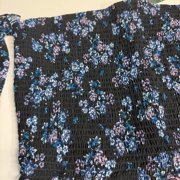 NWT coquette black floral off shoulder top dark romantic ruffle sleeves junior L - Image 5