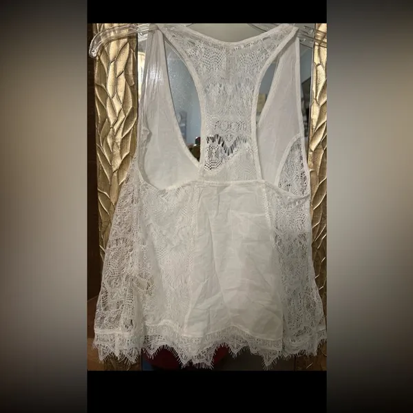 Free People lace trimmed tank top. Size XS - Image 4