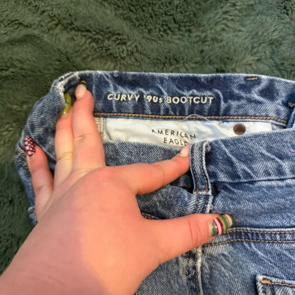 American Eagle blue bootcut jeans with distressed details size 10 SHORT - Image 3