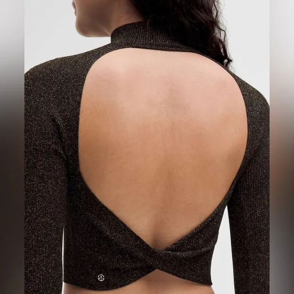 Lululemon Black Glitter Knit‎ Twist Back Long Sleeve Top Size Medium NWT - Image 3