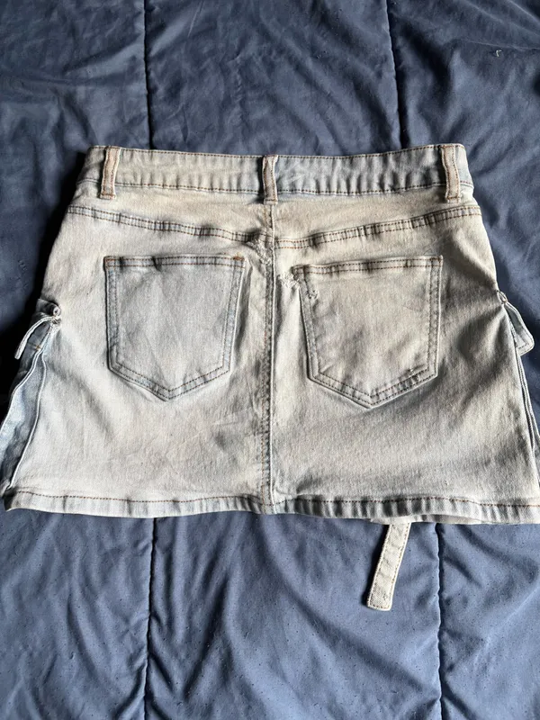 BBJ Los Angeles Denim Cargo Short Skirt Light Blue Pocket Strap Button Women's S - Image 11