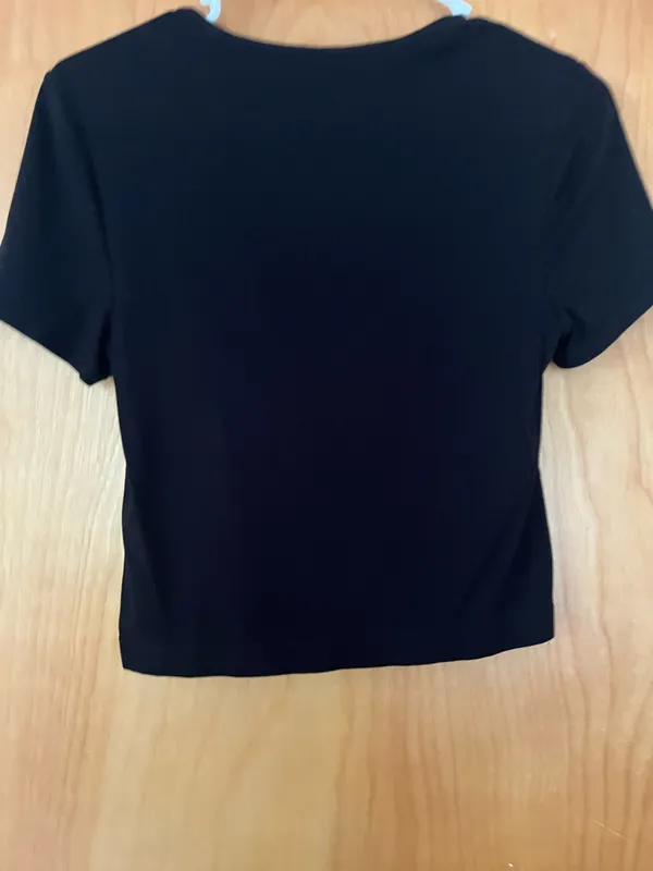 Yogalicious Black Athletic Top - Image 4